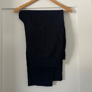 Plus size pant, Lane Bryant, light and stretchy business ankle pant, size 20